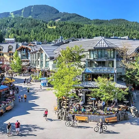 Alpenglow Lodge By Elevate Vacations Whistler Exterior photo